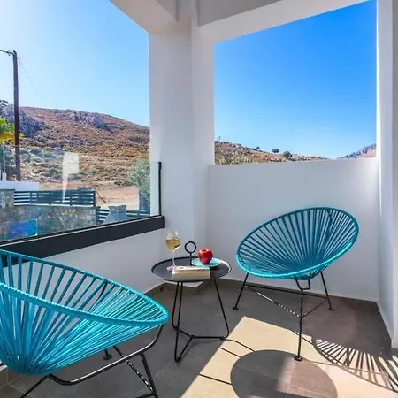 Sleeps 4 Pool Air Con Wifi Βίλα Λίνδος