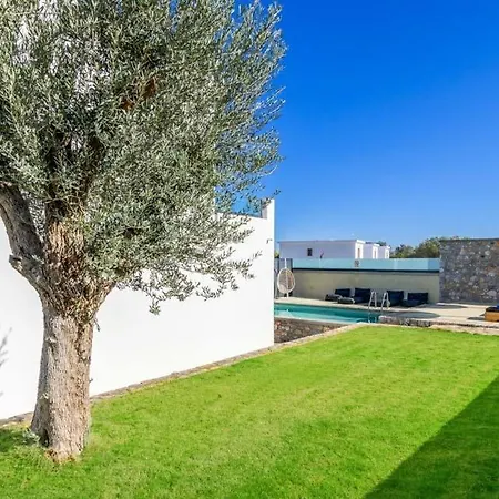 Villa Sleeps 4 Pool Air Con Wifi Líndos