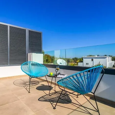 Sleeps 4 Pool Air Con Wifi Villa *